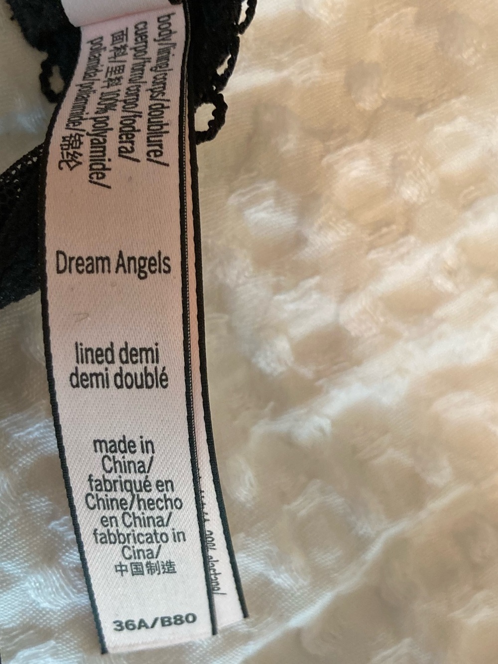 NEW Victoria's Secret Dream Angels Lined Demi Black Lace Underwire Bra 36A - Picture 8 of 8